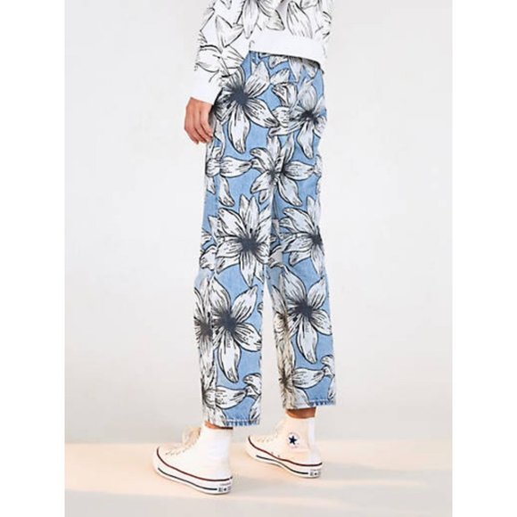 Levi's x Farm Rio Ribcage Cropped Jeans Tropical Flower- Light Wash Size 23 - Picture 2 of 9